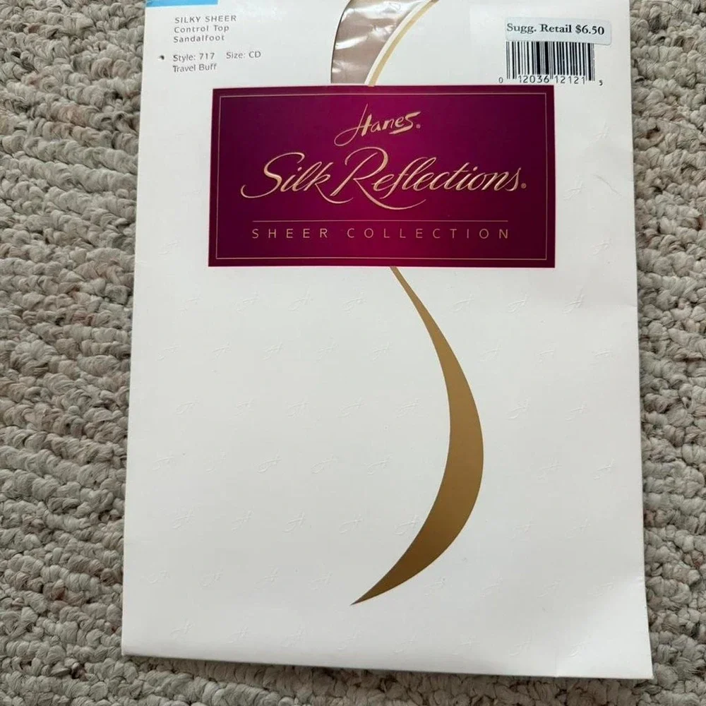 VINTAGE HANES PANTYHOSE